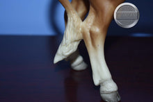 Load image into Gallery viewer, Light Brown-Early Longhorn-Texas Longhorn Mold-Breyer Traditional