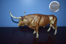 Load image into Gallery viewer, Light Brown-Early Longhorn-Texas Longhorn Mold-Breyer Traditional