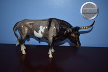 Load image into Gallery viewer, Mesquite-Breyerfest Exclusive-Texas Longhorn Mold-Breyer Traditional