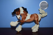 Load image into Gallery viewer, Glossy Prize Gypsy Vanner-HTF-Gypsy Vanner Mold-Breyer Traditional