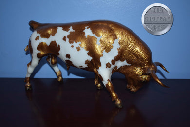 Knossos-**GOLD VERSION**-Breyerfest Exclusive-Spanish Fighting Mold-Breyer Traditional