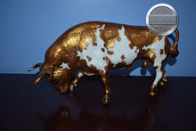 Load image into Gallery viewer, Knossos-**GOLD VERSION**-Breyerfest Exclusive-Spanish Fighting Mold-Breyer Traditional