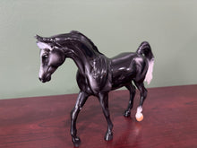 Load image into Gallery viewer, Onyx-Best of Show Arabian Mold-Breyer Classic