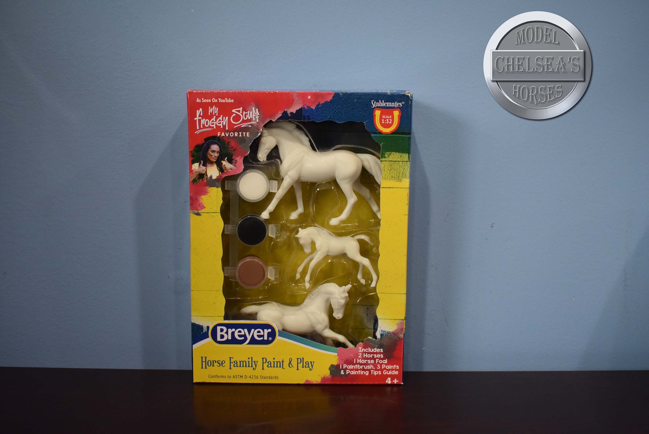 Horse Family Paint n Play-New in Box-Breyer Stablemate Accessories