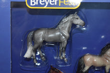Load image into Gallery viewer, Best of Breyerfest Series 2-FLAWED-Breyerfest 2021 Limited Edition Exclusive-Breyer Stablemate
