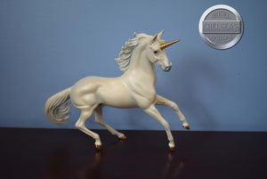 Oberon-Unicorn Porcelain-With Box-Breyer Porcelain