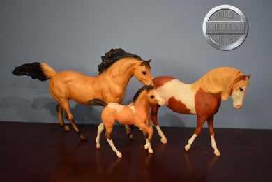 Spirit Kiger Mustang Family Action-Andalusian Mold-Spirit Collection-Breyer Classic