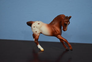Mystery Foal Surprise Family Five Chestnut Blanket-Warmblood Mold Only-Breyer Stablemate