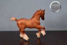 Load image into Gallery viewer, Gentle Giants Red Roan-Clydesdale Mold-Breyer Stablemate