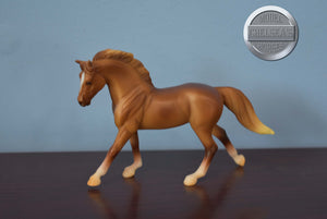 Chestnut Mystery Horse Surprise-Cantering Warmblood Mold-Breyer Stablemate