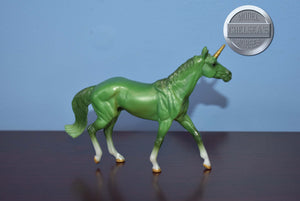 Green Thoroughbred From Unicorn Crazy Surprise Series Two-Walking Thoroughbred Mold-Walmart Exclusive-Breyer Stablemate