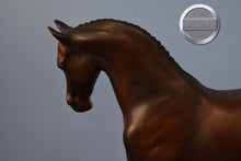 Load image into Gallery viewer, Roemer Dutch Warmblood-Roemer Mold-Breyer Traditional