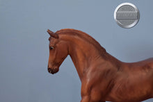 Load image into Gallery viewer, Chestnut Thoroughbred-Keen Mold-Breyer Classic