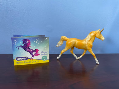 Sunrise-Prince Charming Mold-Chasing Rainbows Mystery Stablemate-Breyer Stablemate