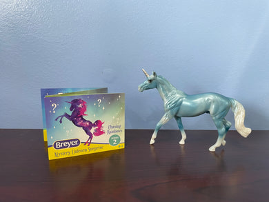 Sky-Walking Thoroughbred Mold-Chasing Rainbows Mystery Stablemate-Breyer Stablemate